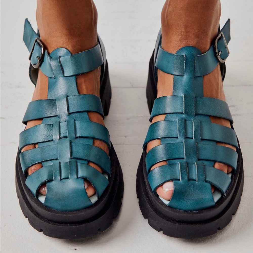 Delaney Fisherman Platform - sold out in this size and color